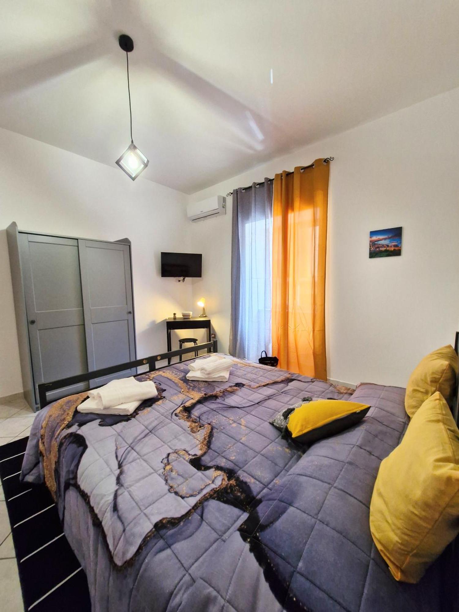 Bed and Breakfast Casa Imma Napoli Esterno foto